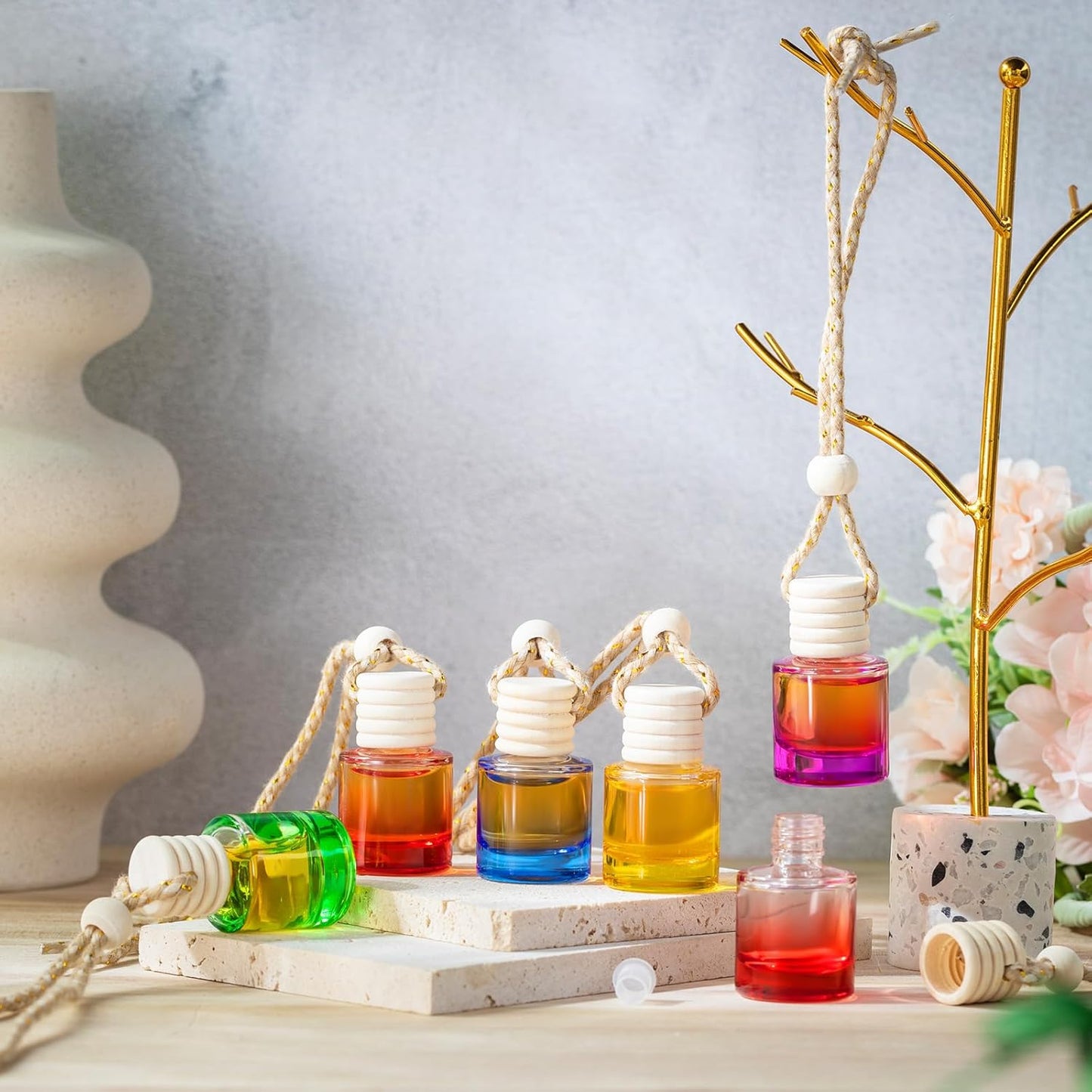 Refillable Hanging Car Diffuser – Color Glass with Wooden Lid