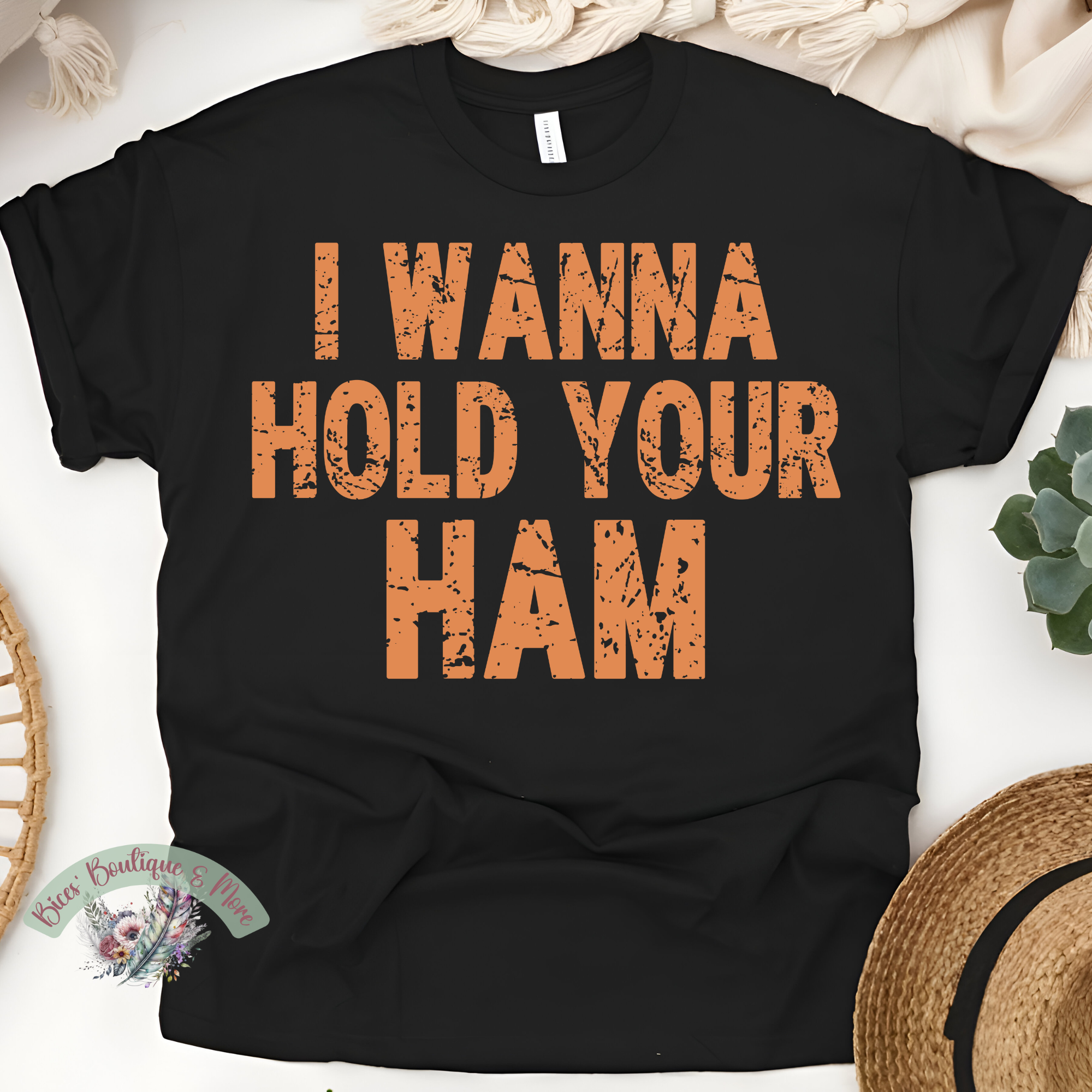 I Wanna Hold Your Ham Tee | Funny Thanksgiving Shirt | Holiday Humor Graphic Top