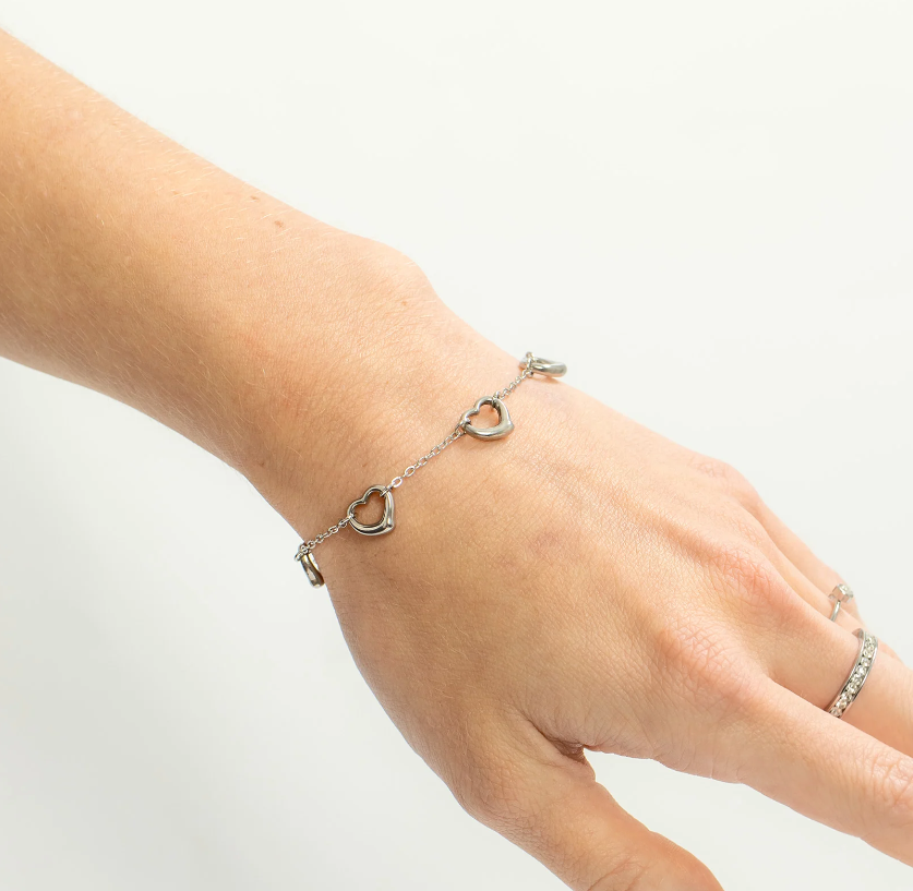 Open Heart Chain Bracelet – Stainless Steel & 18K Gold
