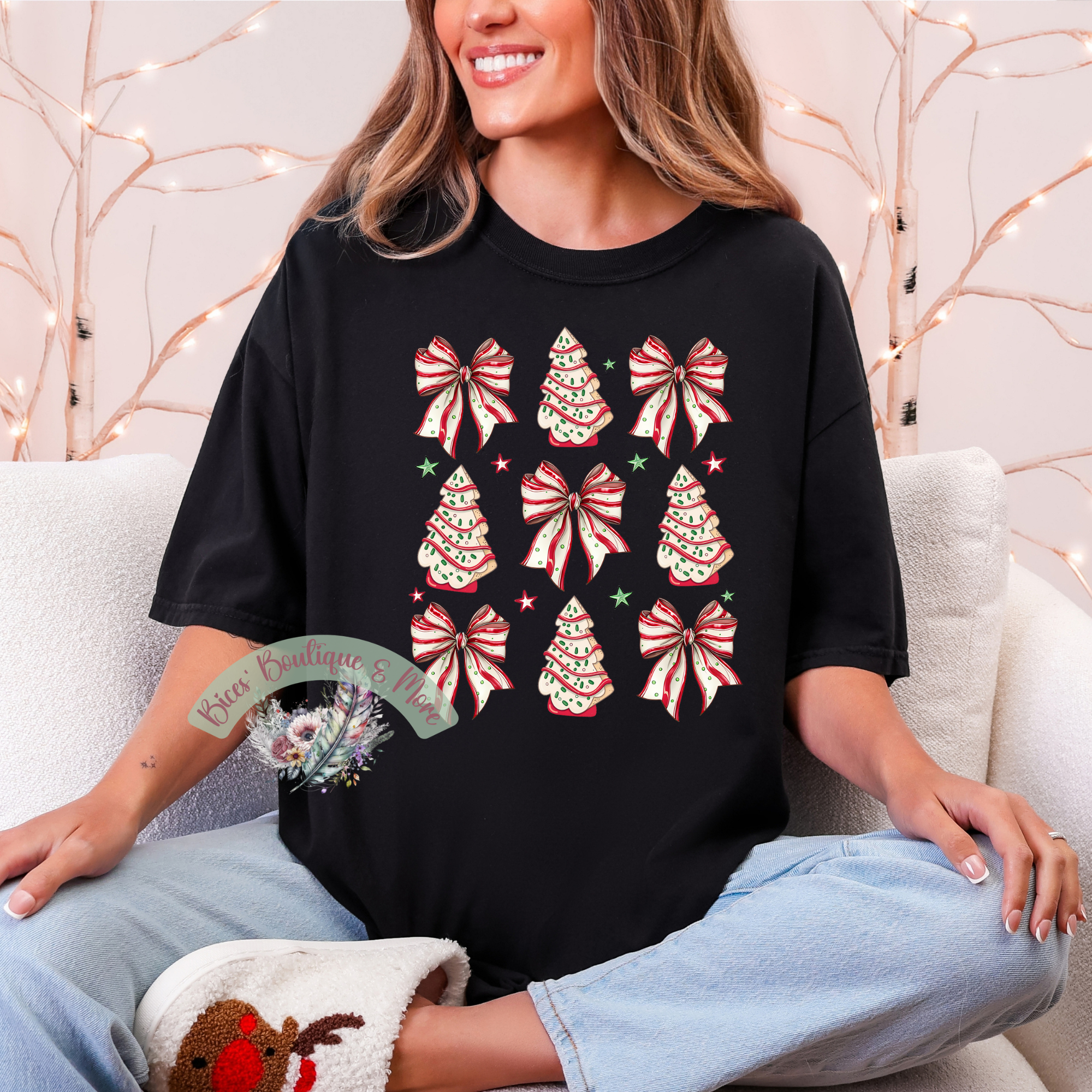 🎀 Peppermint Tree & Bow Christmas Tee 🍬🎄