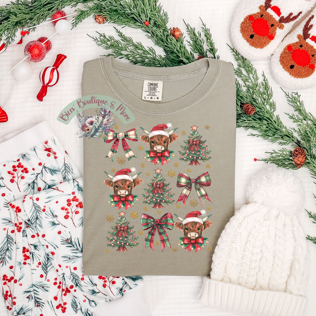🎄 Highland Cow Christmas Tee 🐮✨