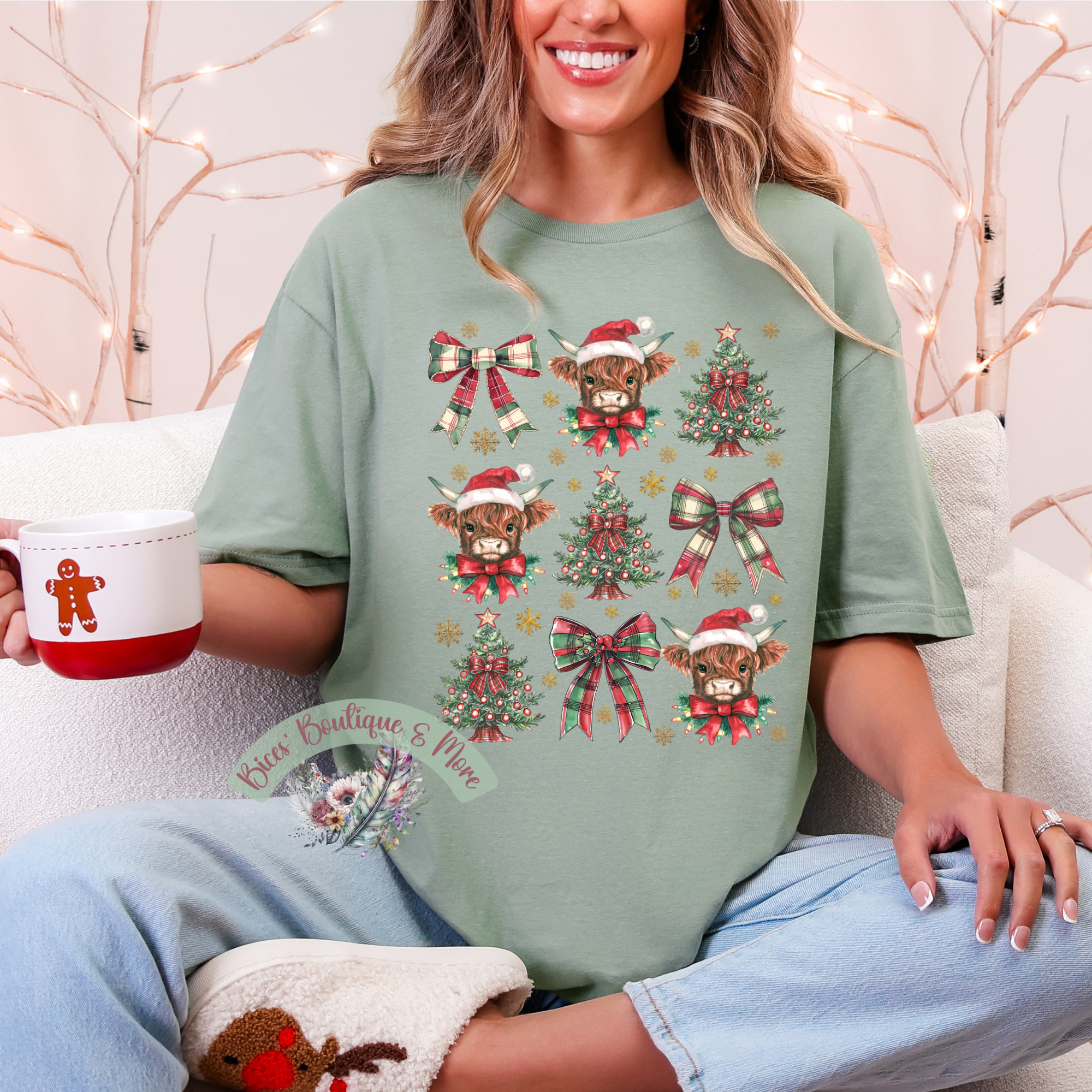 🎄 Highland Cow Christmas Tee 🐮✨