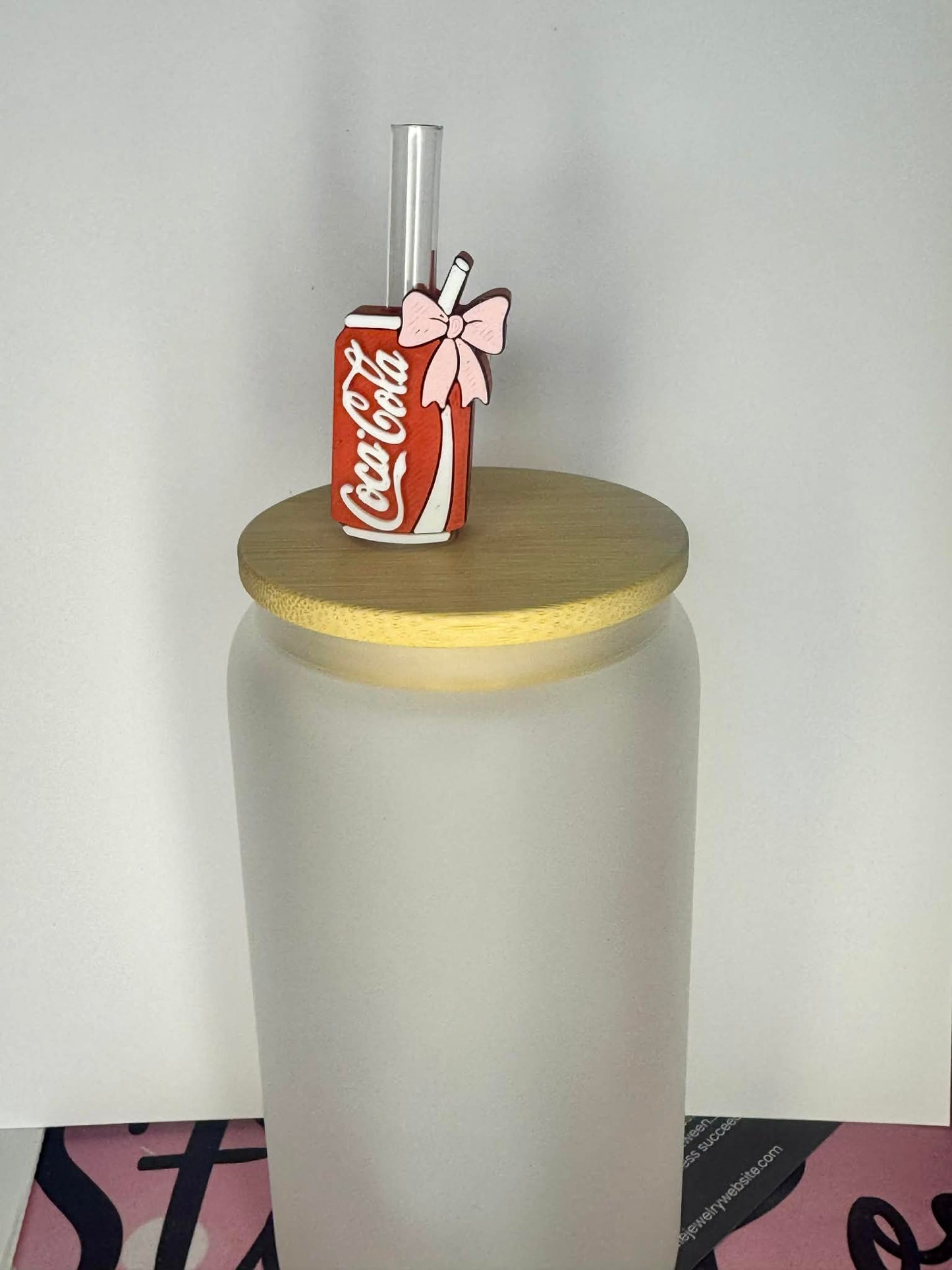 Retro Soda Can Bow Straw Topper – Cute Girly Tumbler Accessory