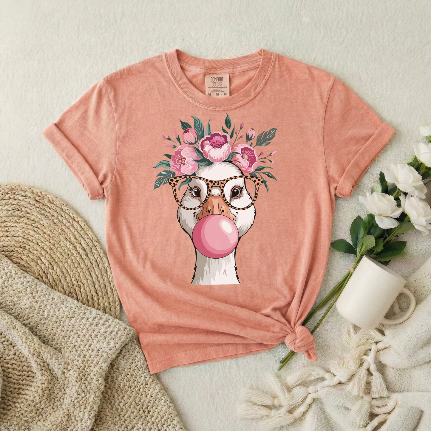 Floral Goose Bubble Gum Graphic Tee – Cute Boho Animal
